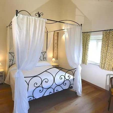 בית נופש Casa Delle Rocche *